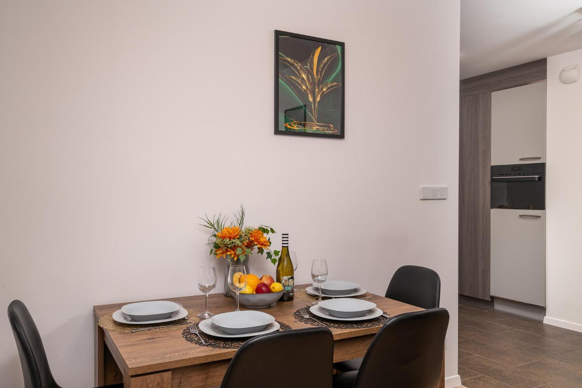 Apartwro 3Th - Apartament Przy Dworcu Glownym Pkp, Balkon, Garaz, Rowery Wrocław Eksteriør bilde