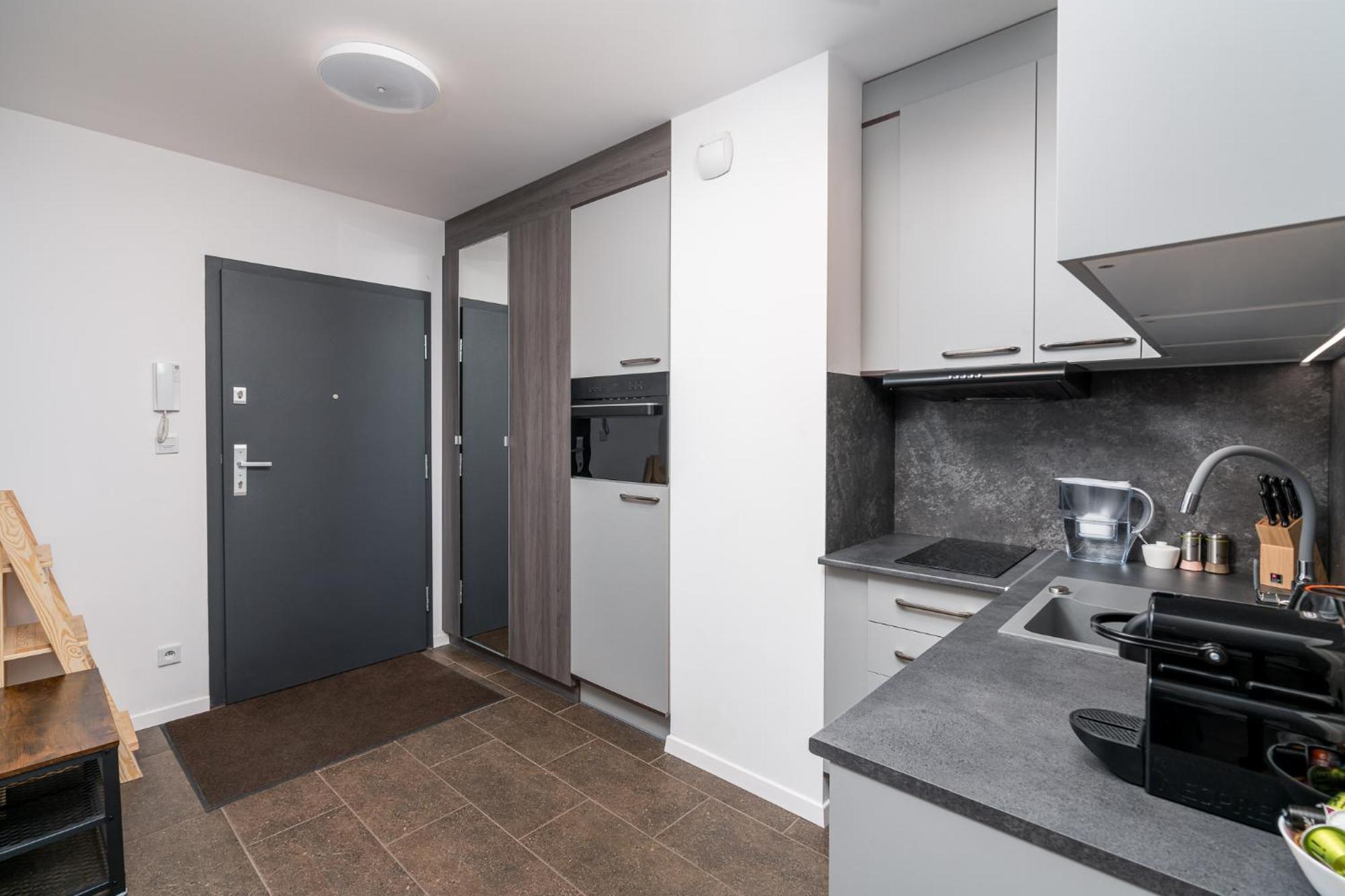 Apartwro 3Th - Apartament Przy Dworcu Glownym Pkp, Balkon, Garaz, Rowery Wrocław Eksteriør bilde